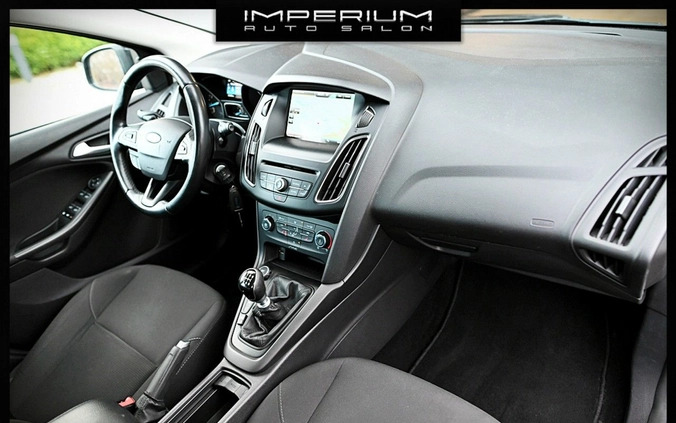 Ford Focus cena 34900 przebieg: 134000, rok produkcji 2015 z Działoszyn małe 466